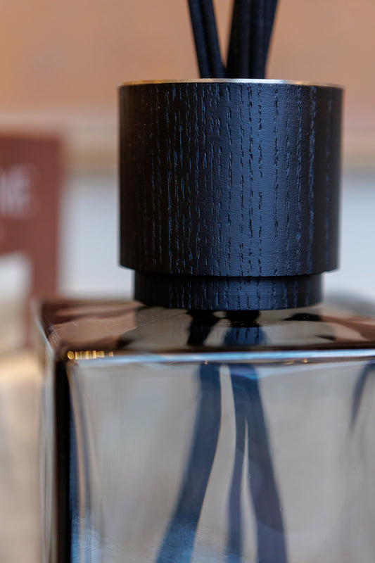 Sences Smoke Extra Large Alang Alang Reed Diffuser