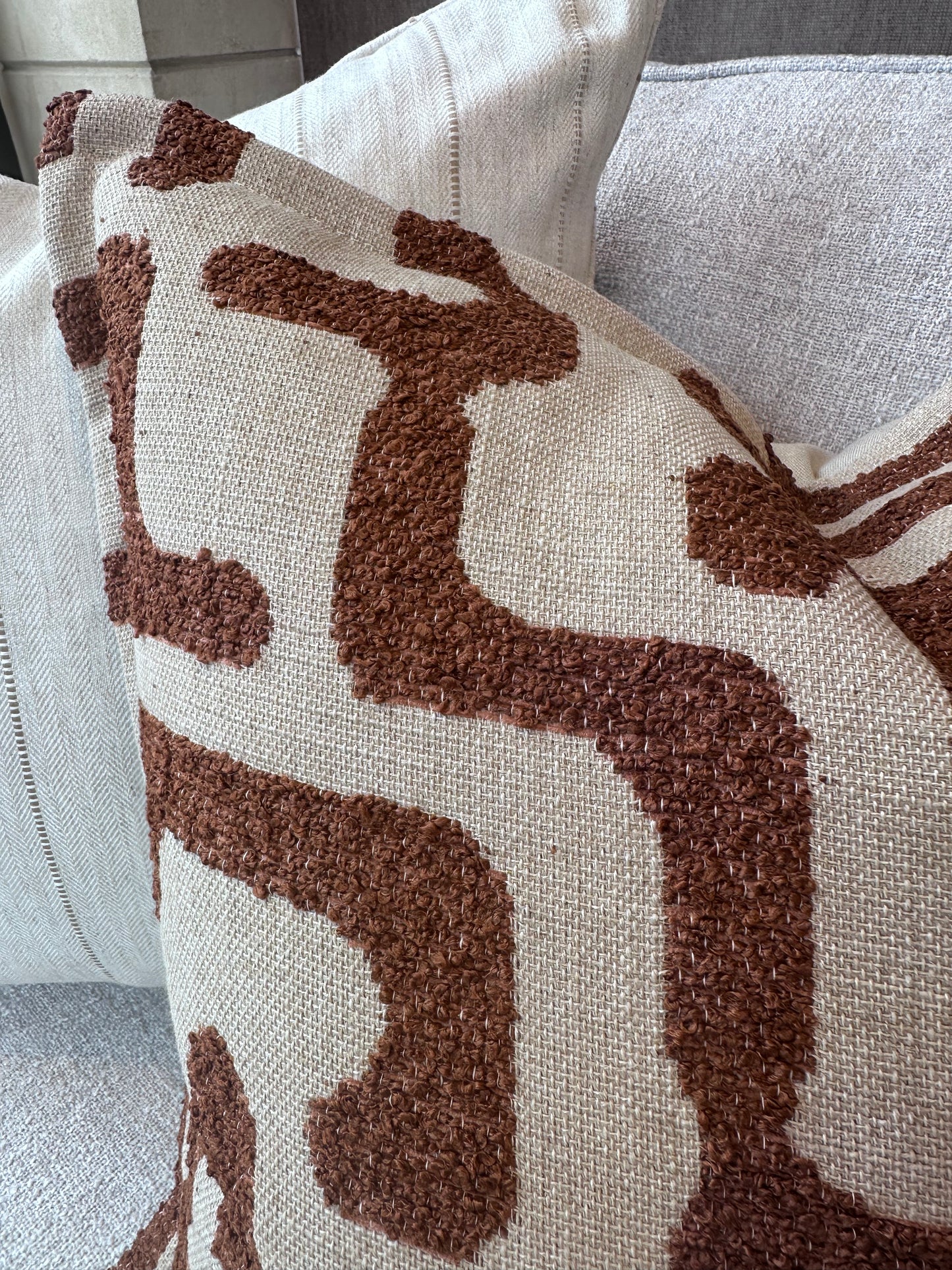 Moremi Tuscan Oxford Edge Bespoke Cushion - 22"