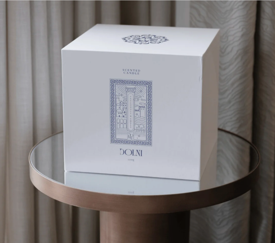 Dolni XL White Ceramic 2200g Amber & Patchouli Candle