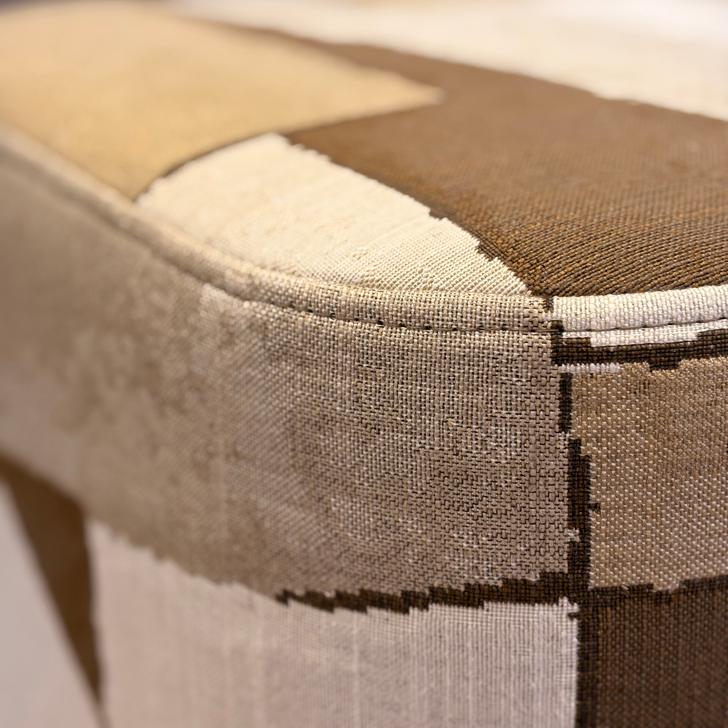 Cube Footstool - Cubilete