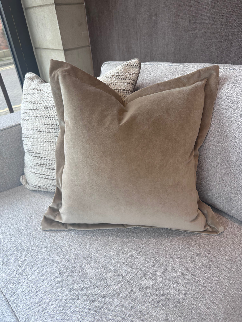 22" Sand Velvet Oxford Edge Cushion