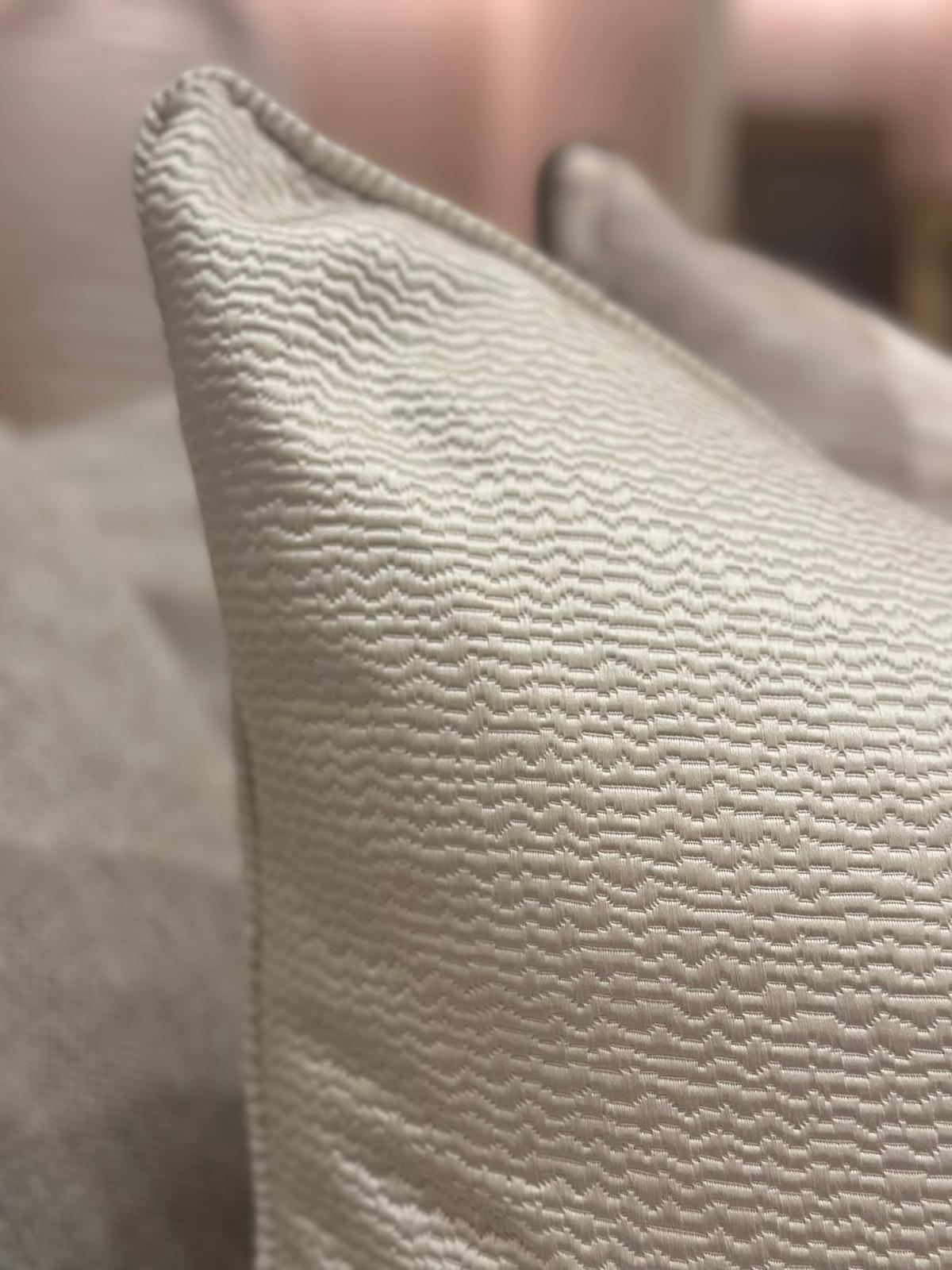 Bespoke Kiki Oyster Cushion 24"