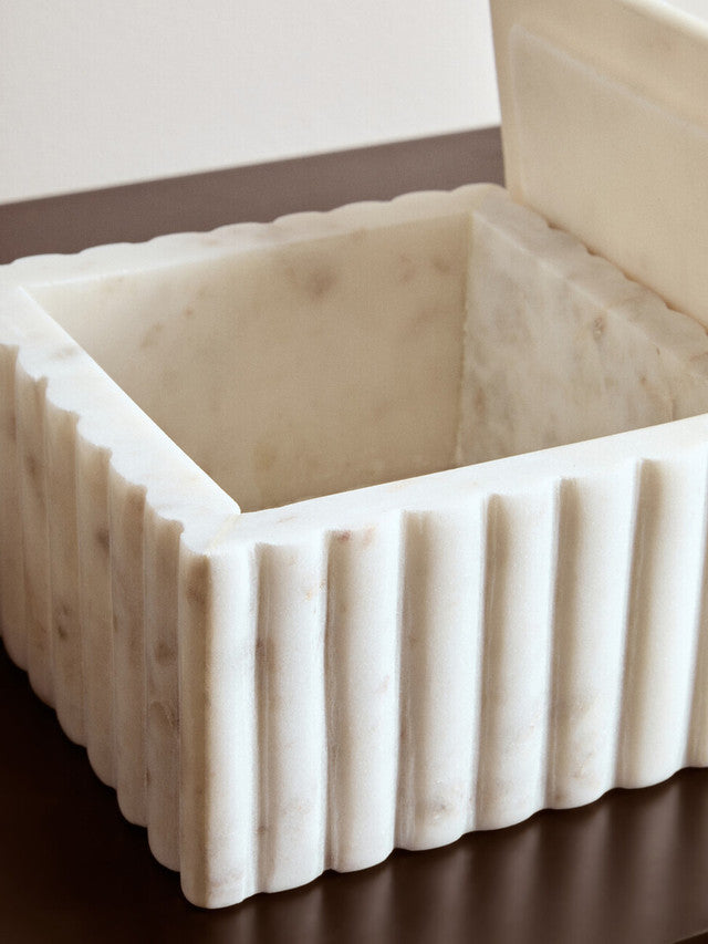 Savio Square White Fluted Marble Box