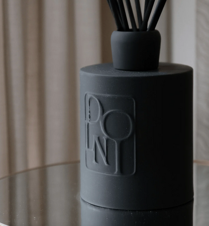 Dolni Extra Large Black Ceramic Rodí Noir Reed Diffuser