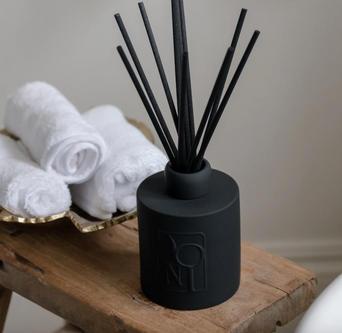 Dolni Large Black Ceramic Rodí Noir 500ml Reed Diffuser