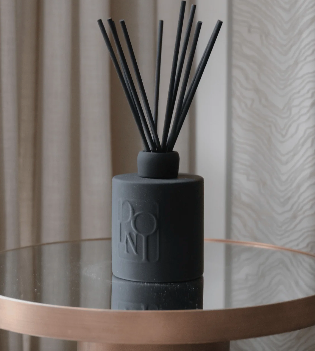 Dolni Large Black Ceramic Rodí Noir 500ml Reed Diffuser