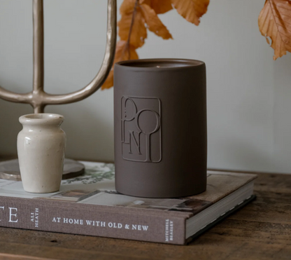 Dolni Large Brown Ceramic 600g Tobacco & Oud Candle