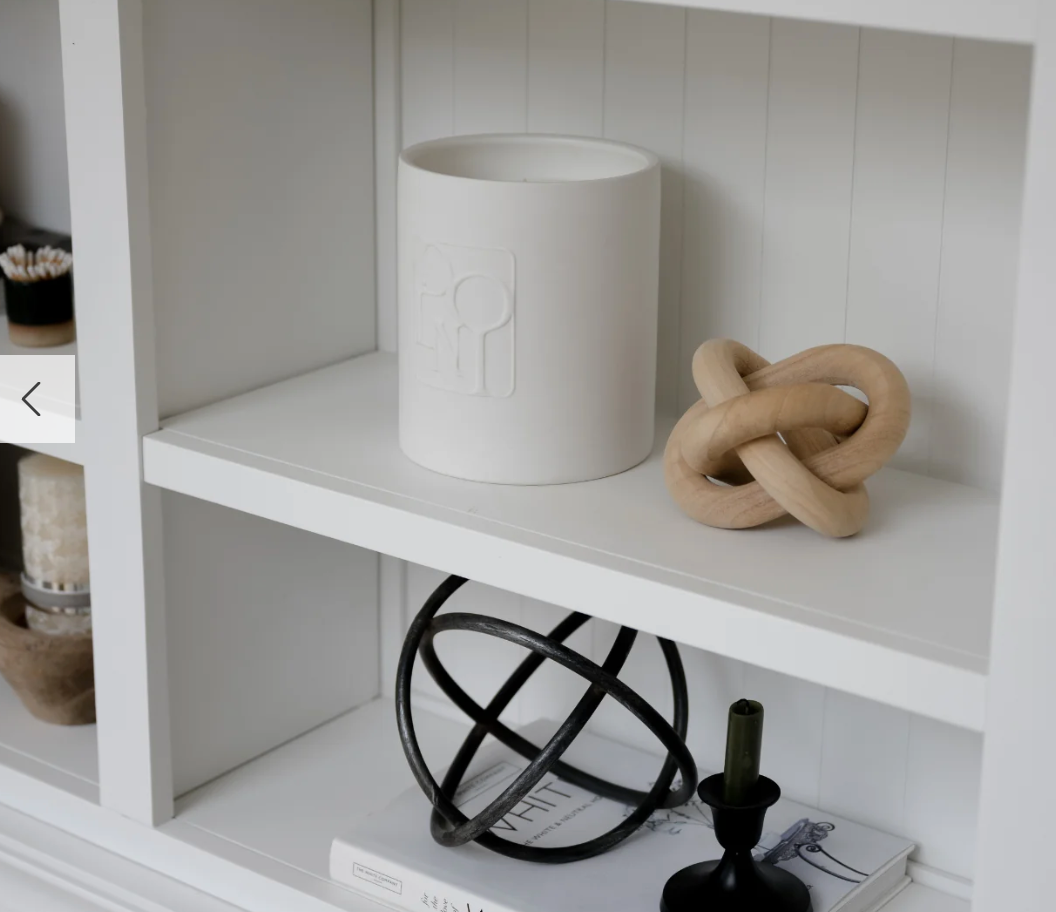 Dolni XL White Ceramic 2200g Amber & Patchouli Candle