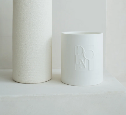 Dolni XL White Ceramic 2200g Amber & Patchouli Candle