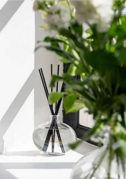 Premium Reed Diffuser - The Feather By Sophie James Mayfair