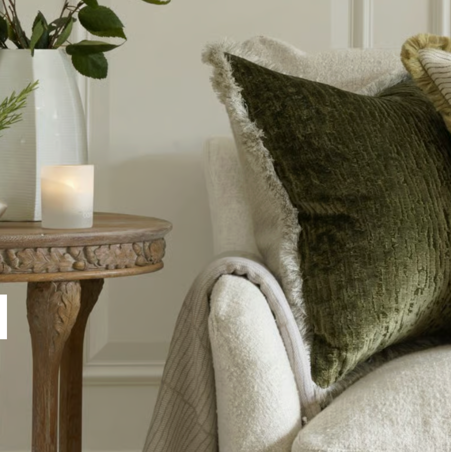 Andrew Martin Canale Throw Latte