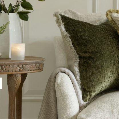 Andrew Martin Canale Throw Latte