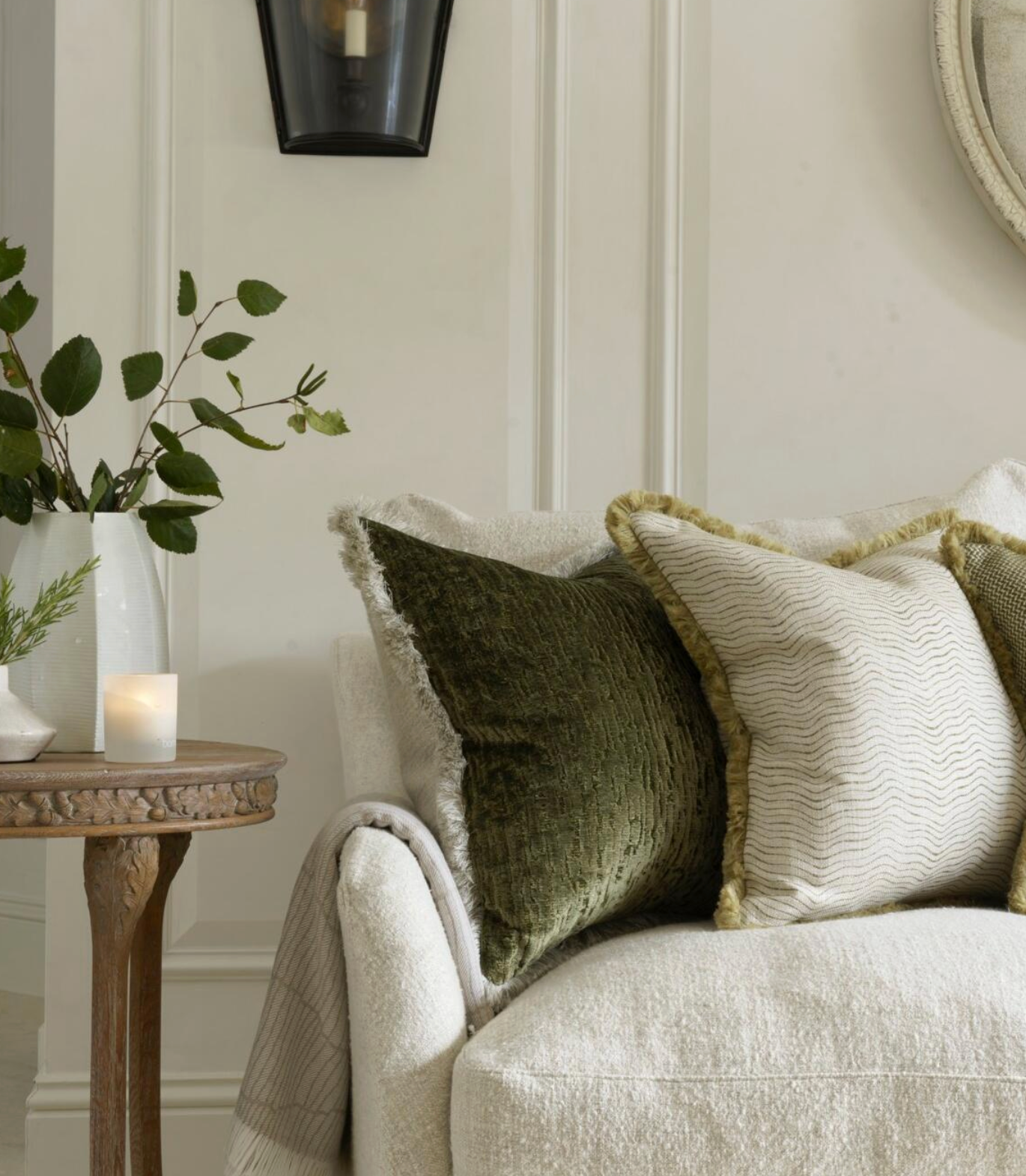 Andrew Martin Canale Throw Latte