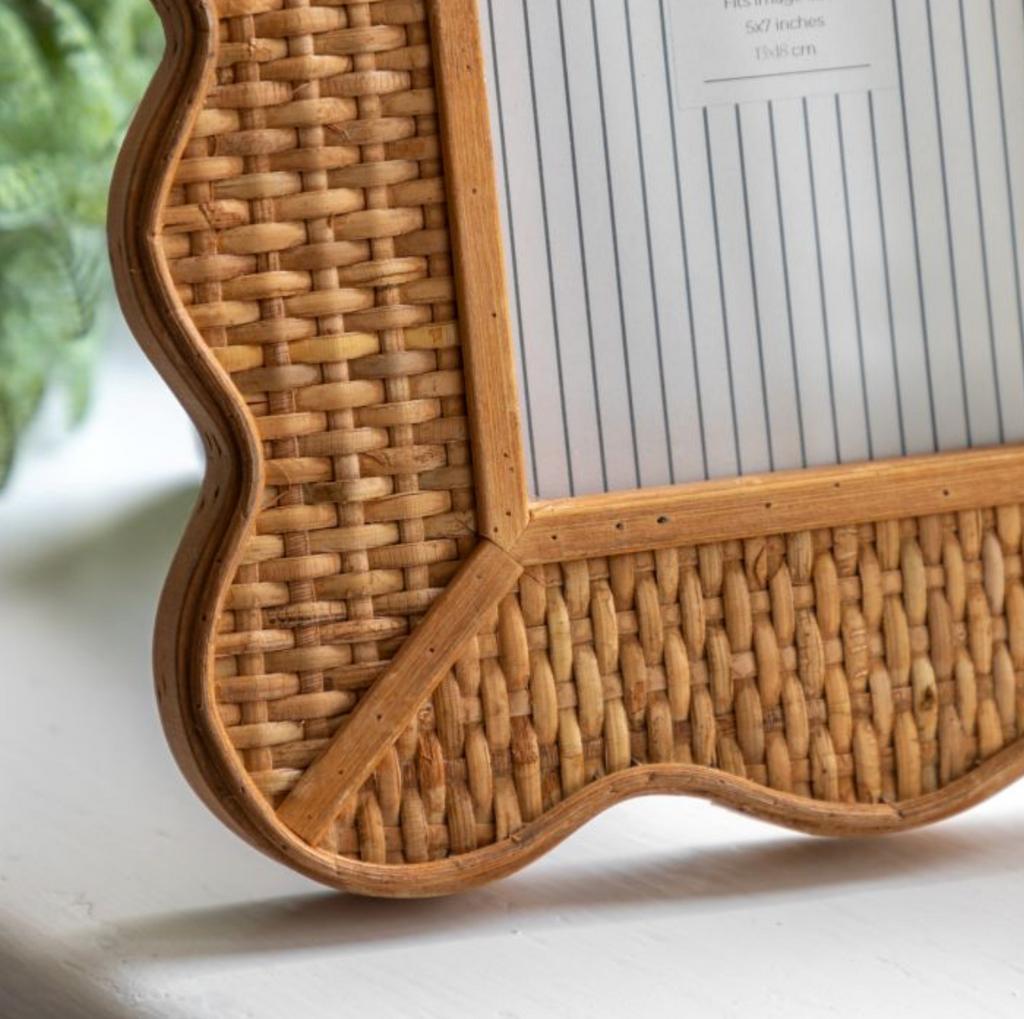Ayora Rattan Photo Frame 7"x 5"