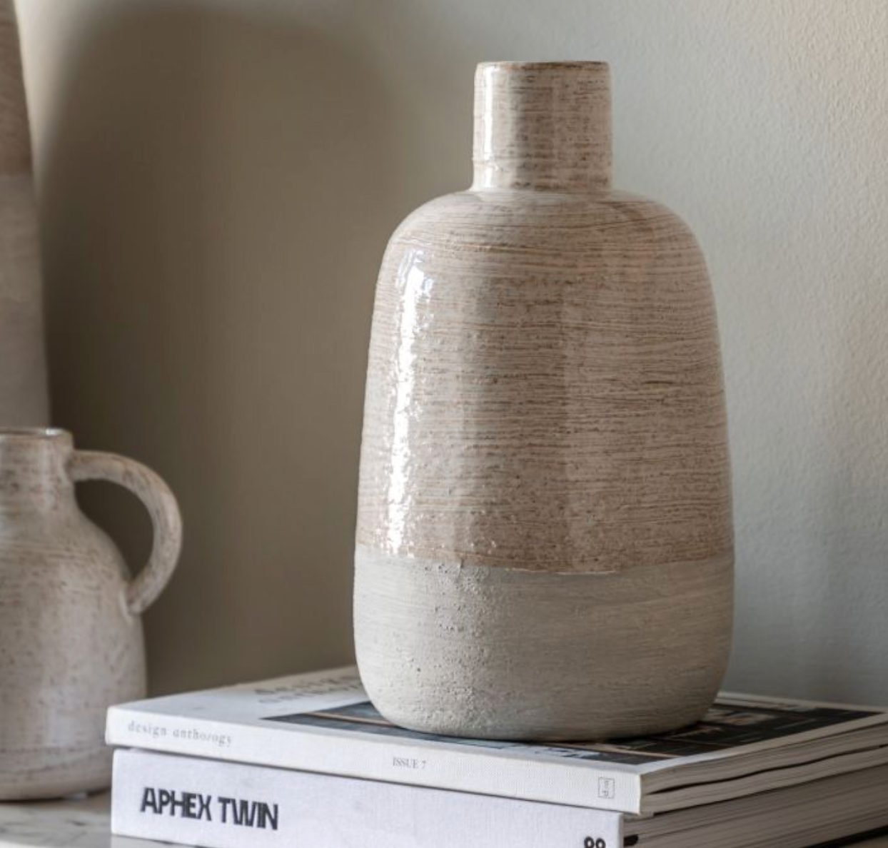 Mobi Ceramic Bottle Vase Medium