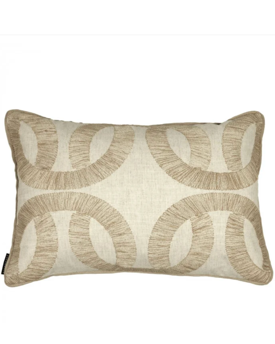 Sur Un Fil Cushion 40x60cm