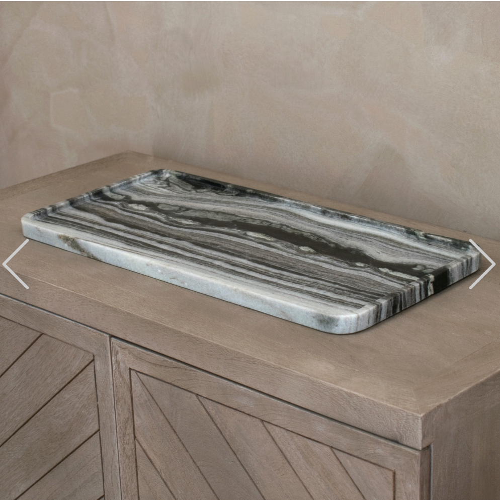 Kiara Plate Black and White Marble Plate
