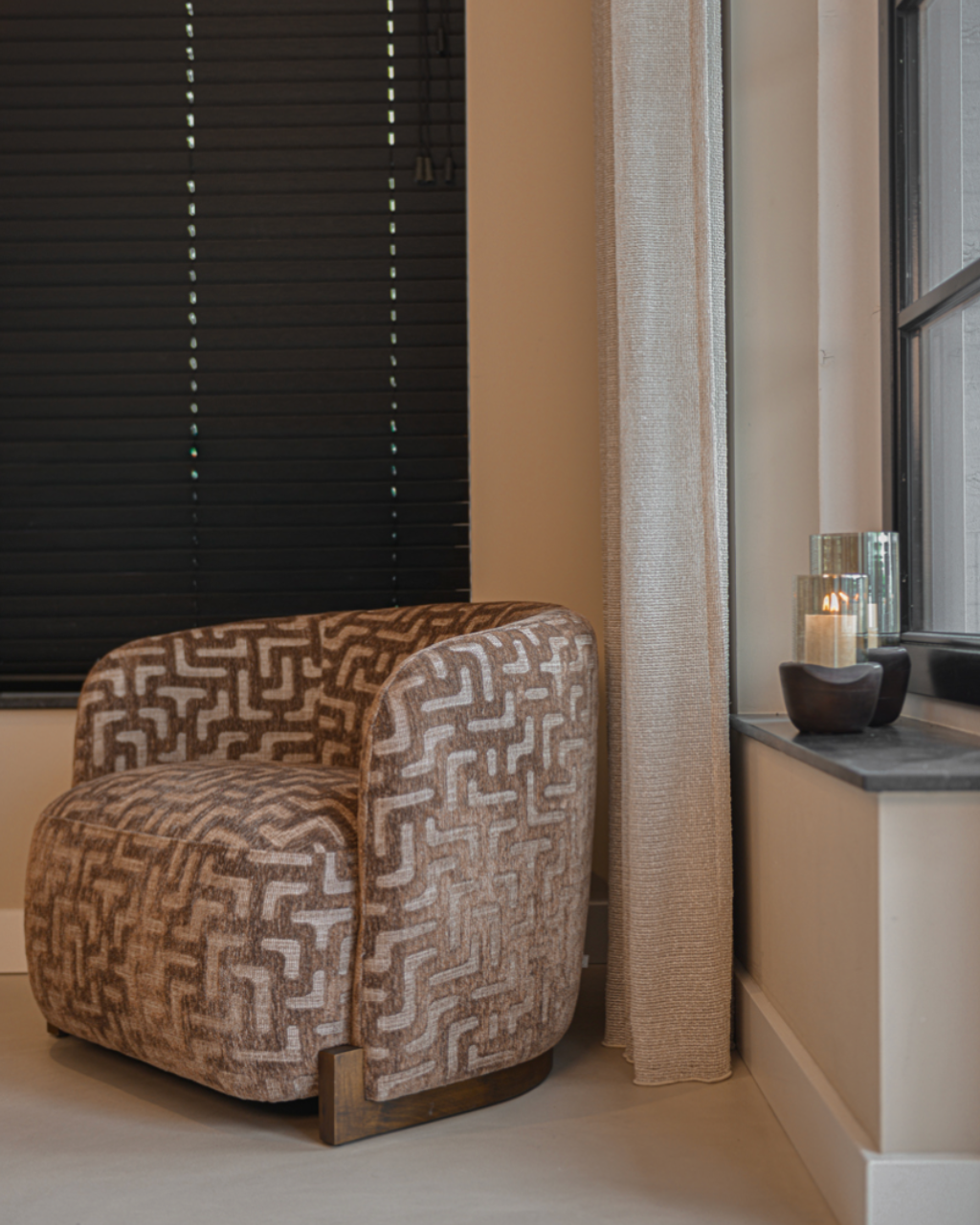 Richmond Interiors Hannah Lounge chair - Brown Labyrinth