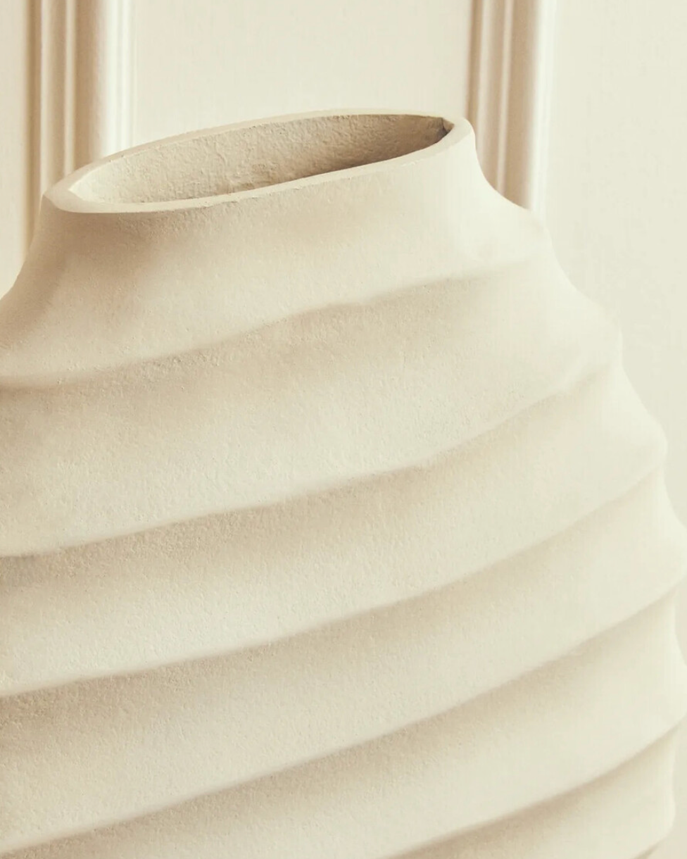 Mira Large Ivory Finish Rippled Round Vase